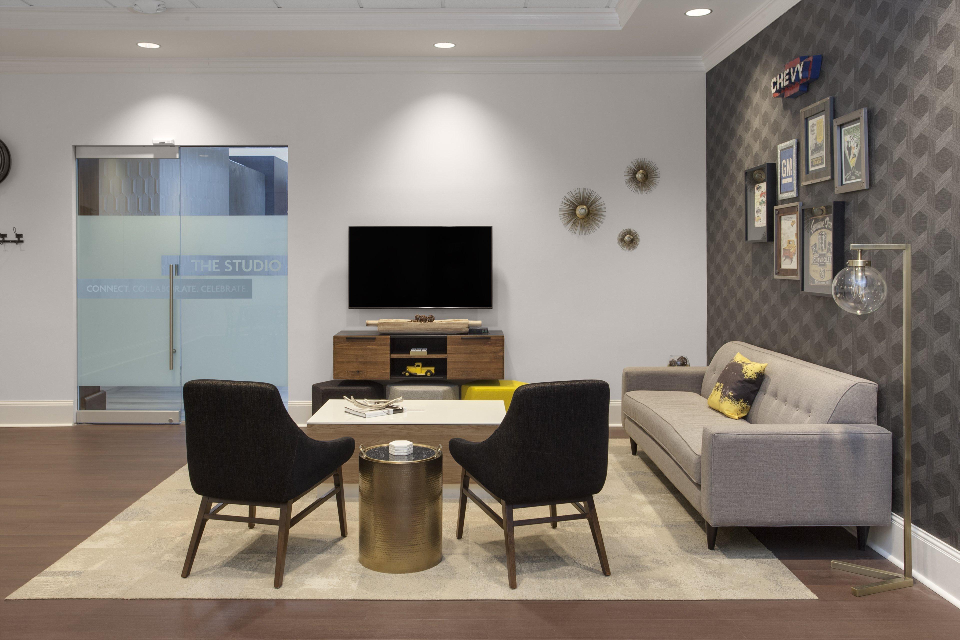 Crowne Plaza Lansing By Ihg Hotel Buitenkant foto