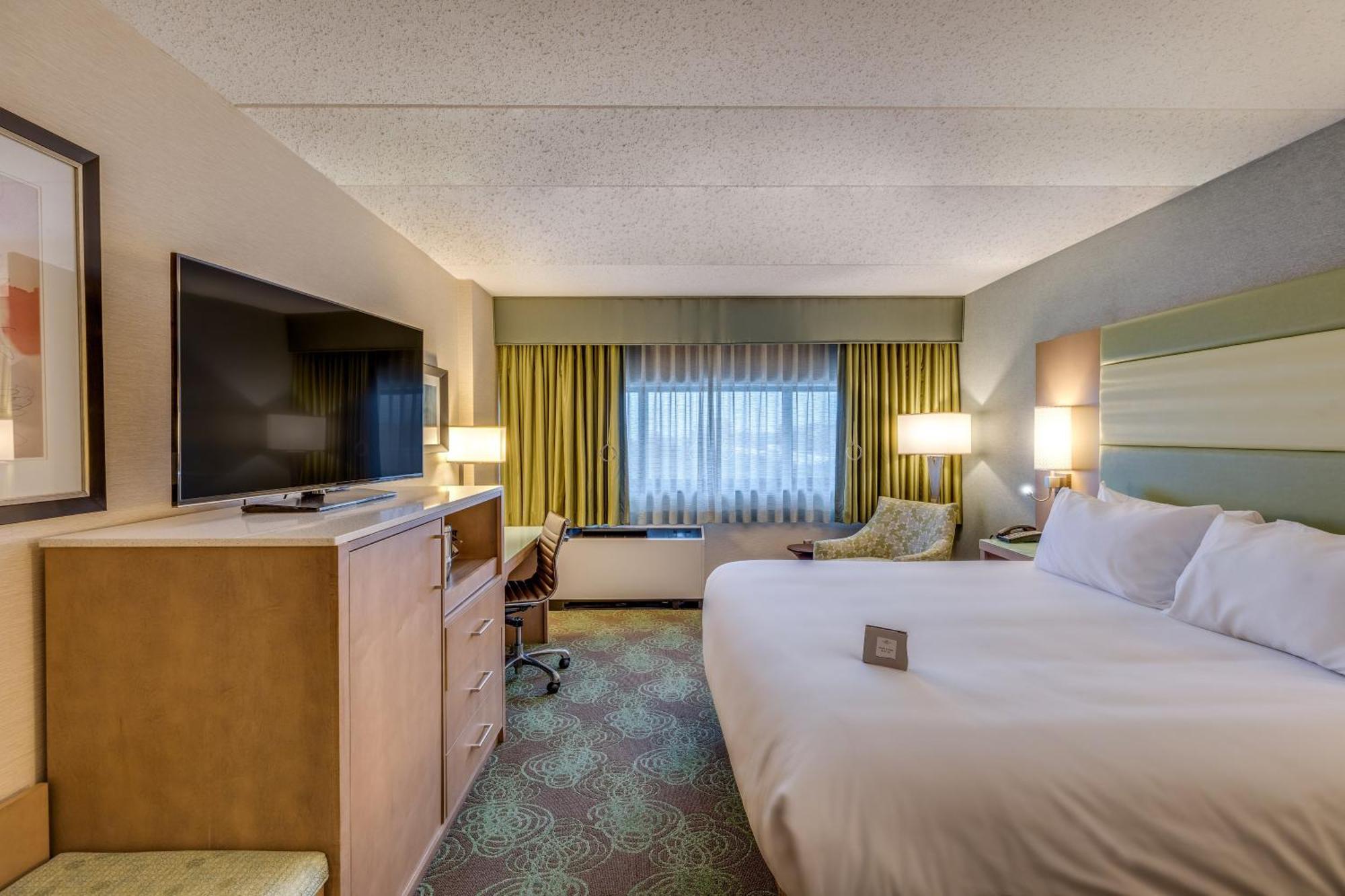 Crowne Plaza Lansing By Ihg Hotel Buitenkant foto